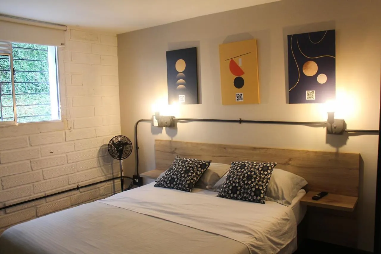 Apartamento En El Poblado, Permite Mascota Frn102 By Roots Rentals Medellin