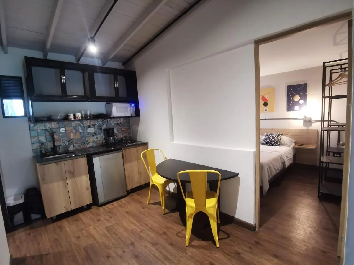 Apartamento En El Poblado, Permite Mascota Frn102 By Roots Rentals Medellin 0*,
