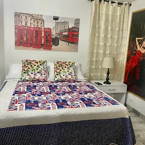 Apartamento De 4 Exito De Laureles, Medellín