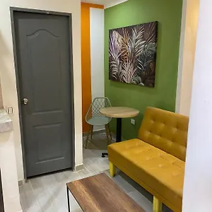 Apartamento Duplex Laurles Ubicacion Excelente La70 Estadio, Medellín